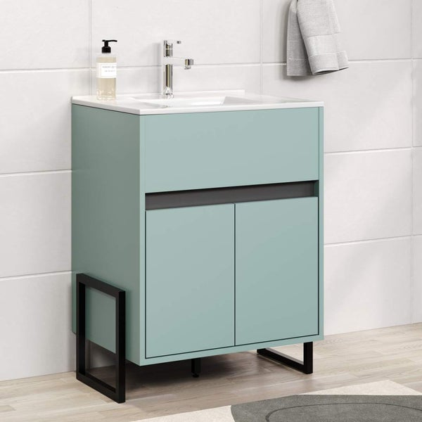 Hängesessel mit Gestell im Garten