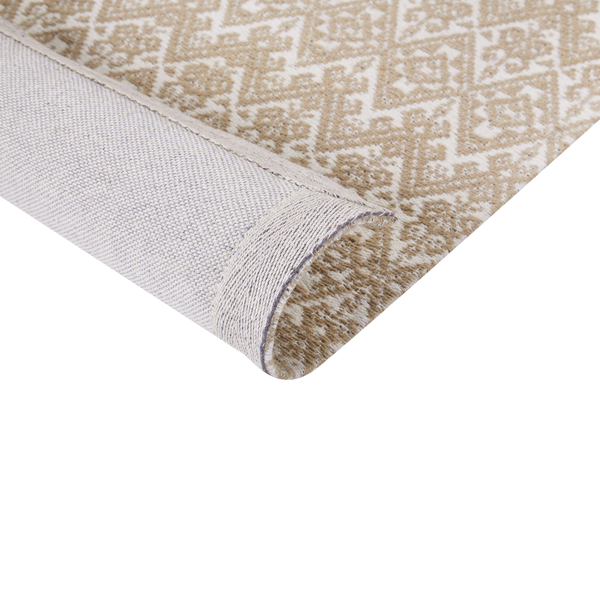 Teppich mit geometrischem Muster