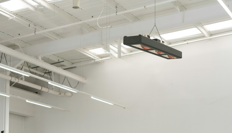 Infrarotpanel Quality Heating PRO Serie 6000W Kunststoff weiß inkl. Hochleistungswärme für große Räume, Ultra Low Glare, Decken-/Wandmontage, IP X5