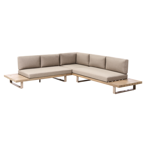 Gartenecklounge mit Kissen und Holzablageflächen