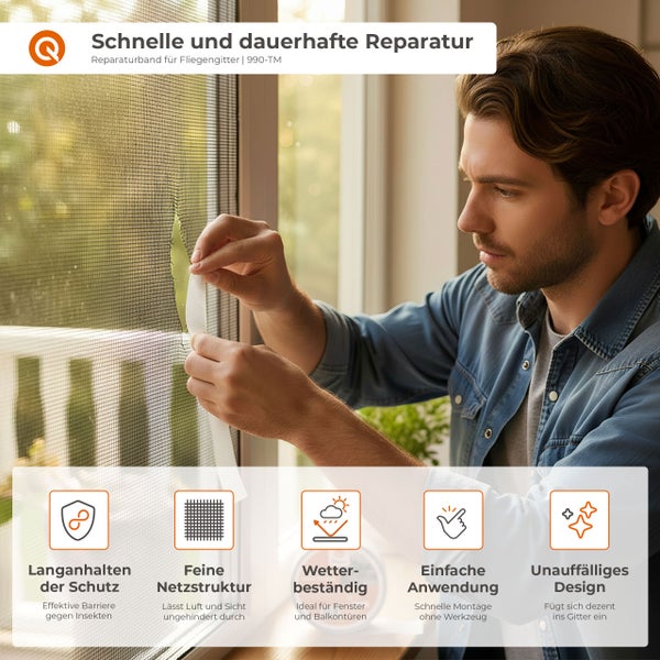 Mann repariert ein Fliegengitter mit Reparaturklebeband