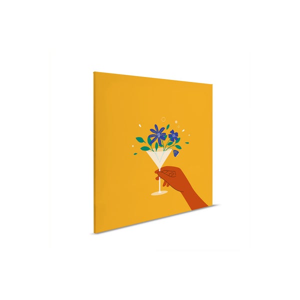 Illustration eines Martiniglases gefüllt mit Blumen auf Leinwand