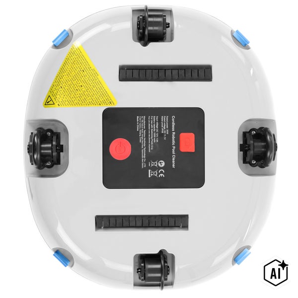 Unterseite eines kabellosen Poolroboters mit vier Rollen, zwei Reinigungsbürsten und zentraler Bedieneinheit sowie Sicherheitsaufkleber.