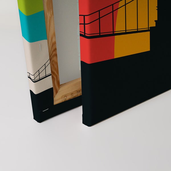 Nahaufnahme zweier Keilrahmenbilder mit abstrakten Motiven und Holzrahmen