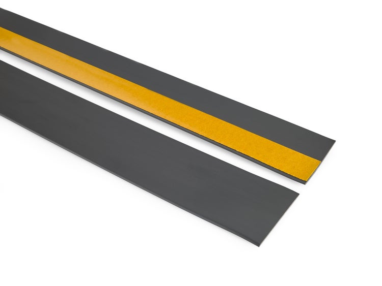 Bodendichtungsprofil mit Klebestreifen
