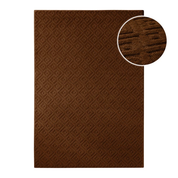 Brauner rechteckiger Teppich mit geometrischem Rautenmuster und Detailansicht der Oberflächenstruktur.