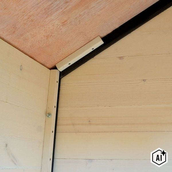 Wand und Dacheckverbindung eines Holzhauses mit sichtbaren Holzbohlen und Befestigungselementen im Innenraum
