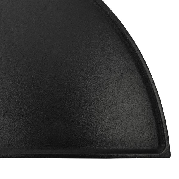 Halbmondförmige Grillplatte aus Gusseisen