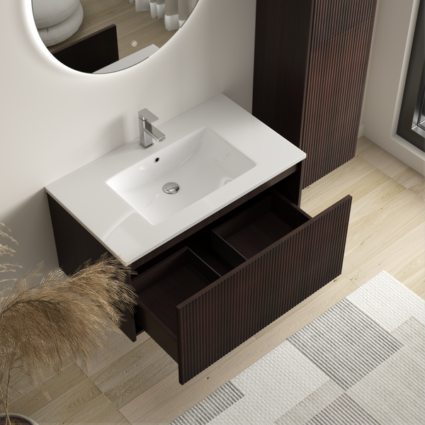 Badezimmermöbel Set mit Waschtisch und Unterschrank mit geriffelter Front und offenem Schubfach in modernem Design von oben betrachtet