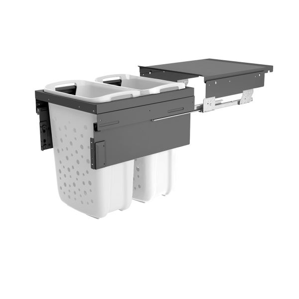Ausziehbarer Wäschesortierer in Grau und Weiß mit zwei perforierten Kunststoffkörben und Metallrahmen für die Schrankmontage.