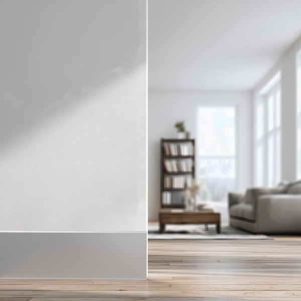 Detailansicht eines Wohnzimmers mit Wand und Boden