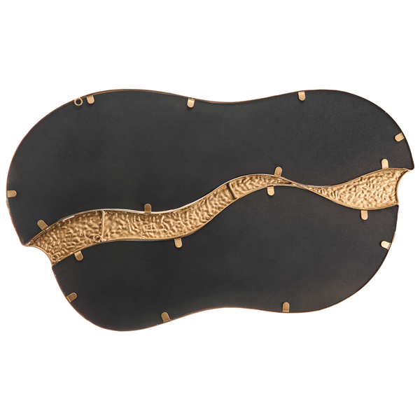 Dekorative Wandgestaltung mit abstraktem Design