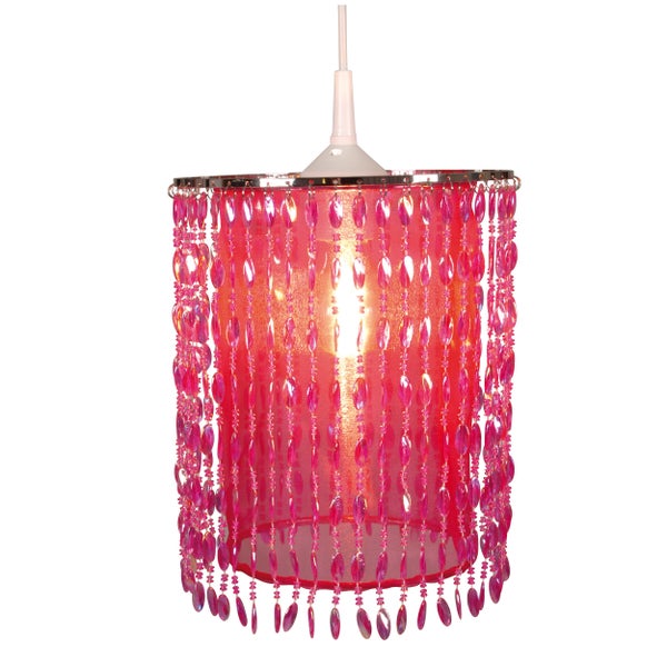 Hängelampe mit dekorativen Elementen