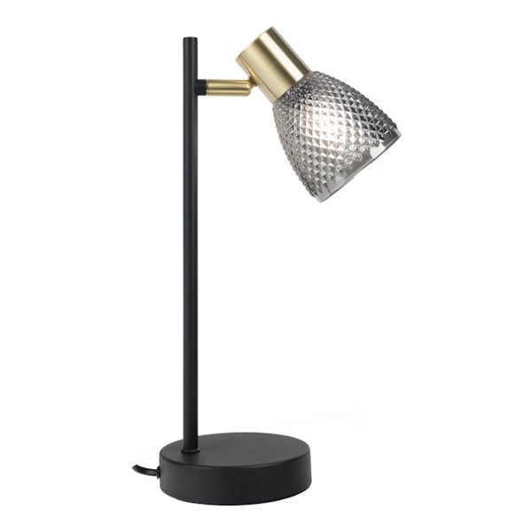 Tischleuchte mit gemustertem Lampenschirm und Metallelementen