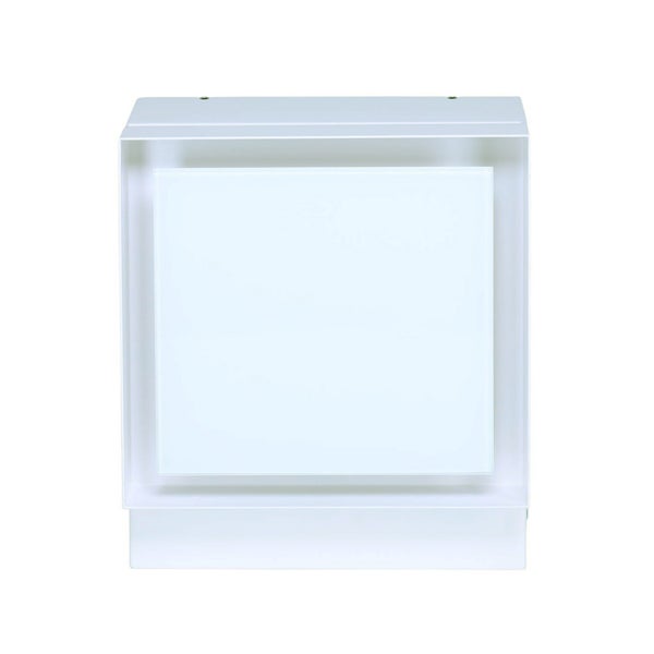 Quadratische Wandleuchte in minimalistischem Design zur Beleuchtung von Innenbereichen.
