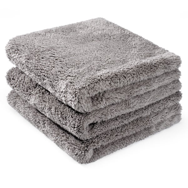 Stapel aus drei grauen Mikrofasertüchern