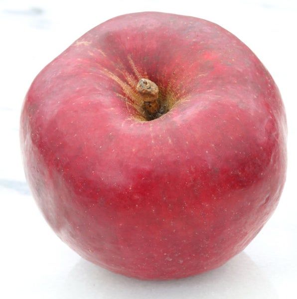 Ein roter Apfel