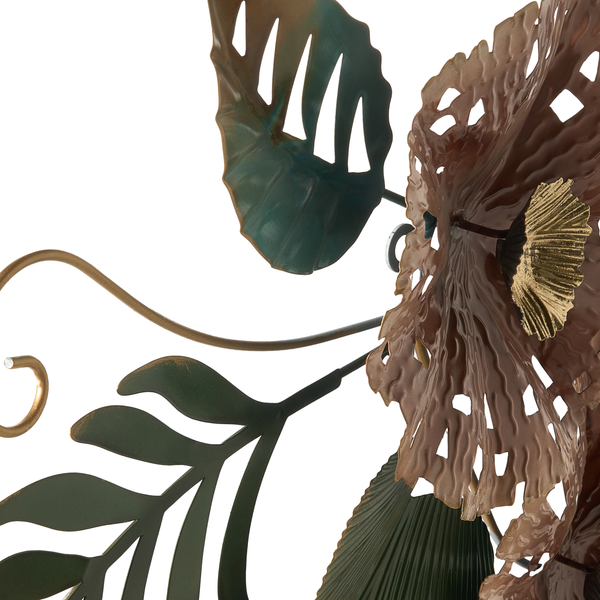Dekorative Metallwandkunst mit floralem Design