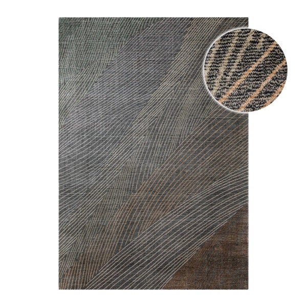 Teppich mit abstraktem Linienmuster in Grau und Braun, gewebte Oberfläche mit Detailansicht.