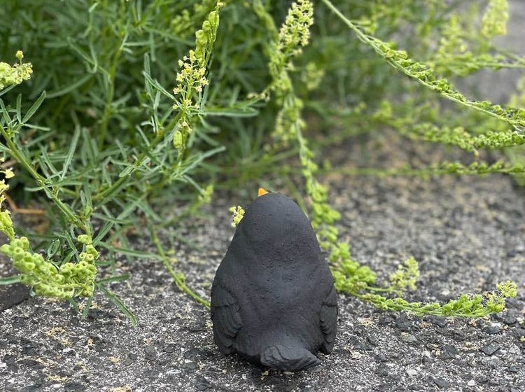 Deko Amsel Figur aus Stein für den Garten
