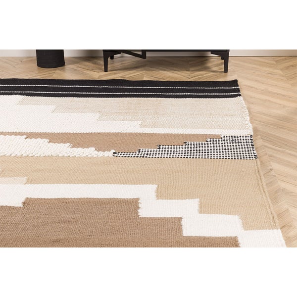 Aston Teppich 350x254cm Braun. 254 X 350 X 2 cm