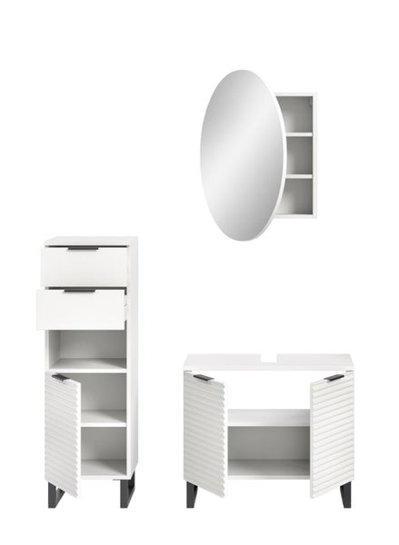 Weißes Badezimmermöbel-Set mit geriffelten Fronten, bestehend aus Hochschrank, Waschbeckenunterschrank und rundem Spiegelschrank mit schwarzen Griffen.
