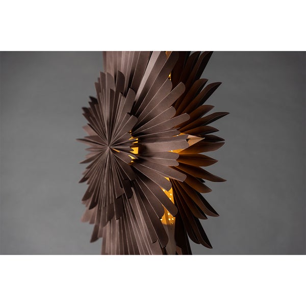 Sälen Weihnachtsstern mit Licht Papier Ø80 cm Pendelleuchte braun. 80 X 25 X 80 cm
