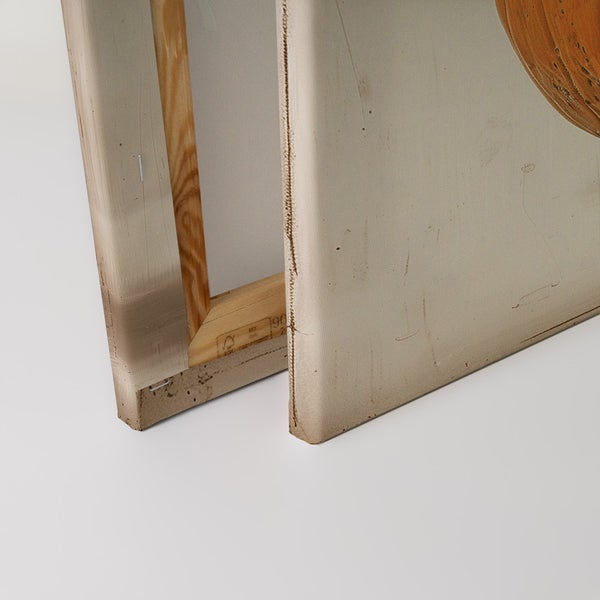 Rückseite einer Leinwand mit Holzrahmen