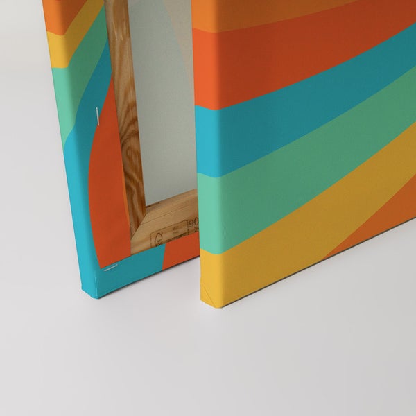 Detailansicht zweier Leinwandbilder mit geometrischen Streifenmustern und Holzrahmen