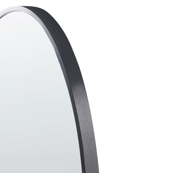 Detailansicht eines runden Spiegels mit Rahmen