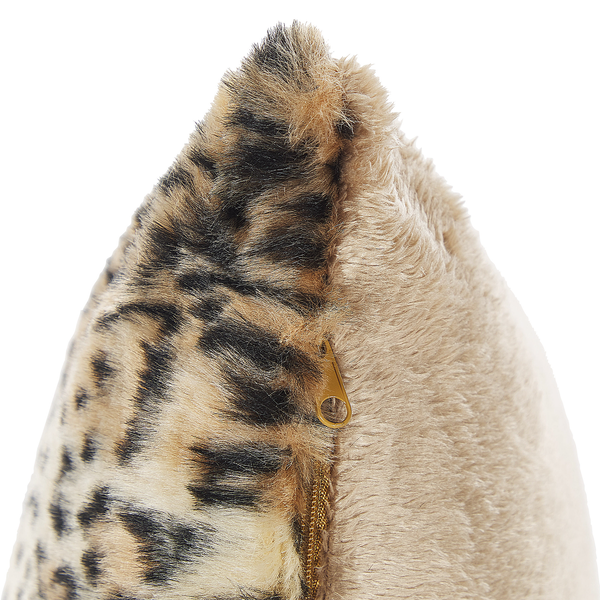 Dekokissen mit Reißverschluss und Tiermuster