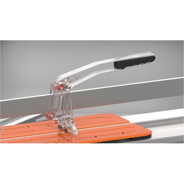 Fliesenschneider mit transparentem Griff und orangefarbener Auflagefläche