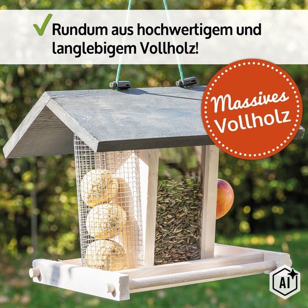 Vogelhaus aus massivem Vollholz mit integriertem Futterspender für Meisenknödel und Streufutter zur hängenden Montage im Garten.