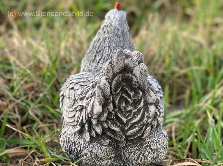 Steinfigur Huhn für den Garten aus Steinguss in detaillierter Optik