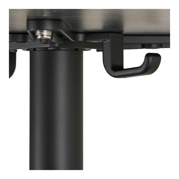 Detailansicht eines Tischgestells mit Haken zur Befestigung unterhalb der Tischplatte