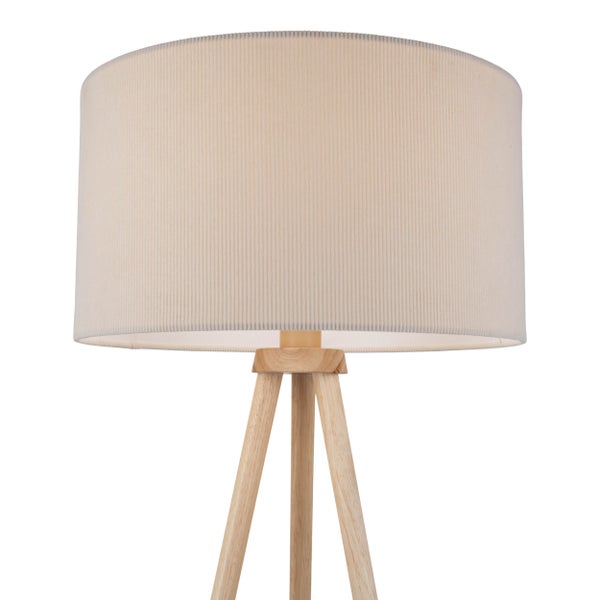 Stehlampe mit Stoffschirm und Holzfuß
