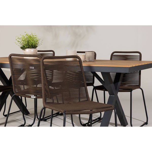 Gartensitzgruppe mit Tisch und Stühlen