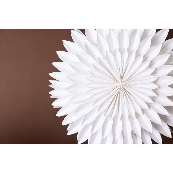 Storlien Weihnachtsstern mit Licht Papier Ø80 cm Pendelleuchte weiß. 80 X 25 X 80 cm