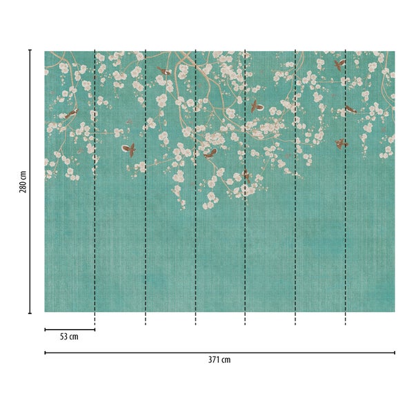 Fototapete mit Blütenzweigen und Vögeln, Gesamtbreite 371 Zentimeter, Gesamthöhe 280 Zentimeter, Bahnbreite 53 Zentimeter.