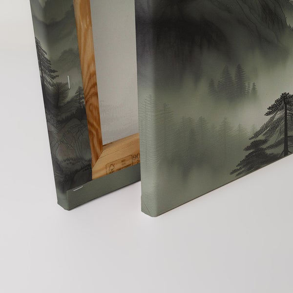 Detailansicht einer Leinwand mit Waldmotiv und Holzrahmen