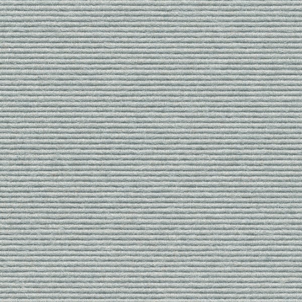 Teppichboden mit horizontaler Rippenstruktur, Nadelvlies-Optik.