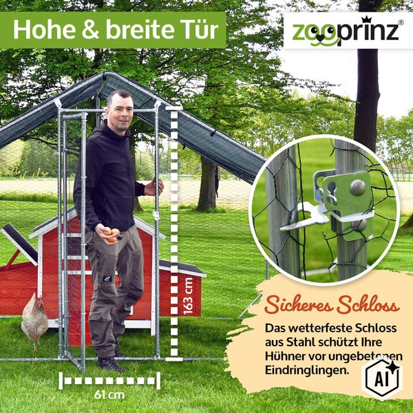 Mann steht in der Tür eines Zooprinz Hühnergeheges mit Sicherheitsverschluss, Maße 163 Zentimeter Höhe und 61 Zentimeter Breite.