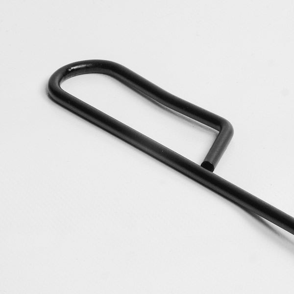 Detailaufnahme eines Metallschürhakens