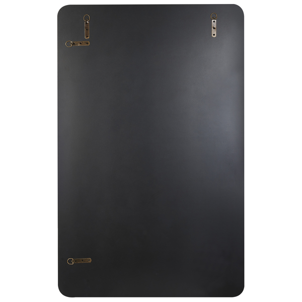 Rückseite eines rechteckigen Spiegels mit abgerundeten Ecken und Metallaufhängungen