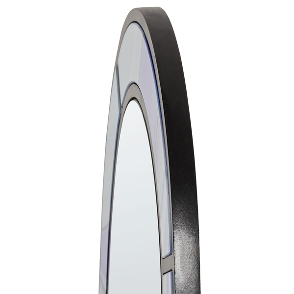 Detailansicht eines Spiegels mit Rahmen