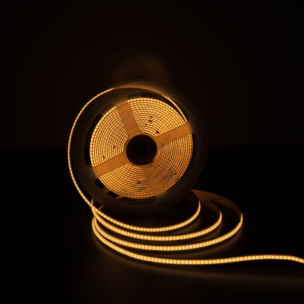 LED-Deckenleuchte mit geschwungenen Elementen