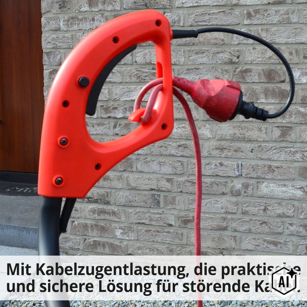 Griff eines Elektrogeräts mit Kabelzugentlastung zur sicheren Kabelführung und zur Vermeidung von Kabelbrüchen bei der Gartenarbeit.