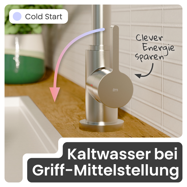 Küchenarmatur mit Cold Start-Funktion für Kaltwasser in der Mittelstellung des Griffs zum cleveren Energiesparen.