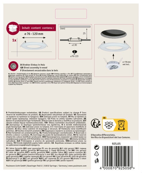 Zweiflügeliges Einfahrtstor aus Aluminium in modernem Design mit horizontalen Paneelen und dekorativen Schlitzen.