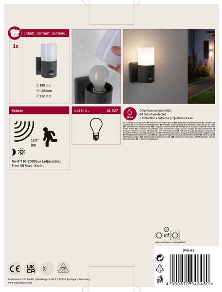 Einbaustrahler mit auswechselbarem LED Coin in einem Flur mit warmweißem Licht und dreistufiger Dimmfunktion über den Wandschalter.